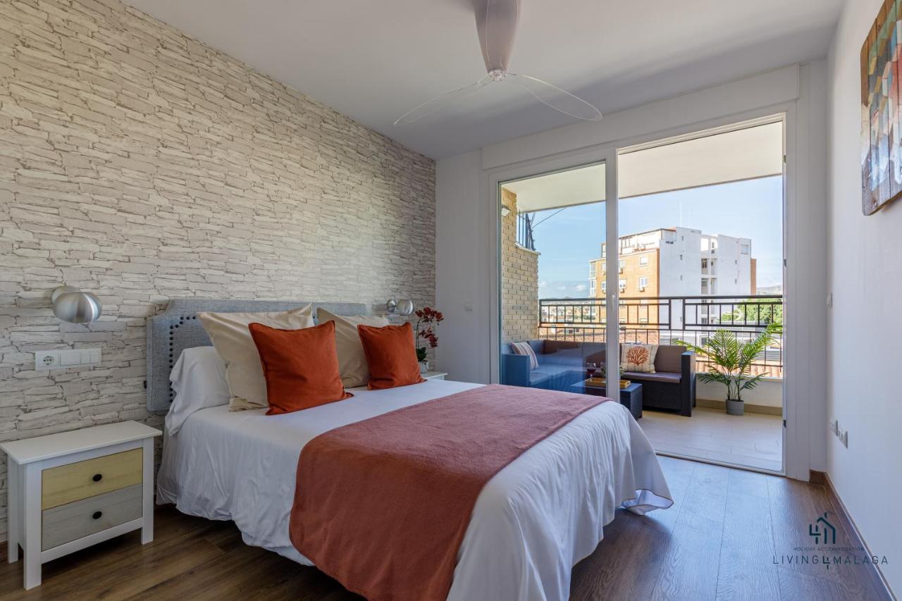Appartamento Living4Malaga Theatre Square Terrace Esterno foto
