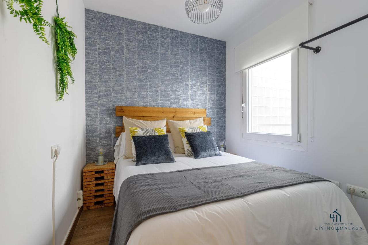 Appartamento Living4Malaga Theatre Square Terrace Esterno foto