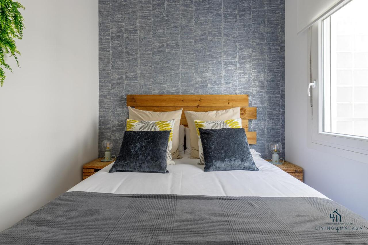 Appartamento Living4Malaga Theatre Square Terrace Esterno foto